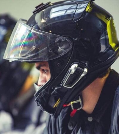 Best-Motorcycle-Communication-System-for-Group-Rides
