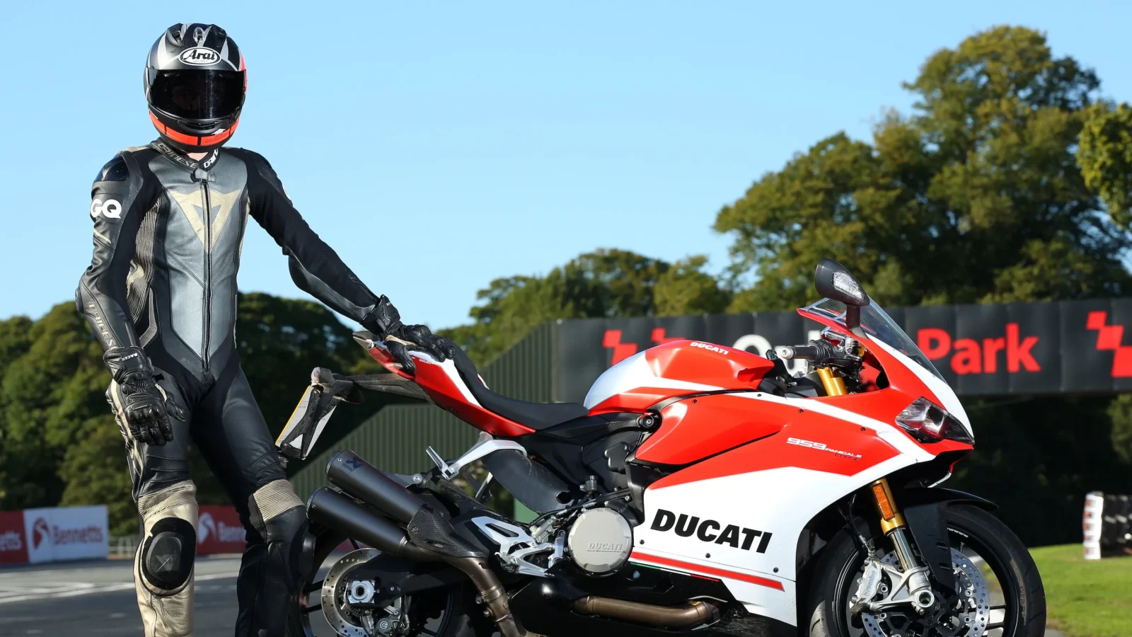 est motorcycle racing suit