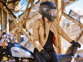 Short-Cuff Motorcycle Gloves