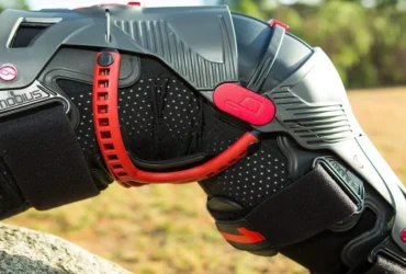 Motorcycle-Knee-And-Shin-Guards-1