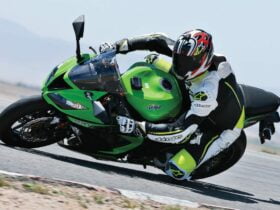 2023 Alpinestars Helmets Review