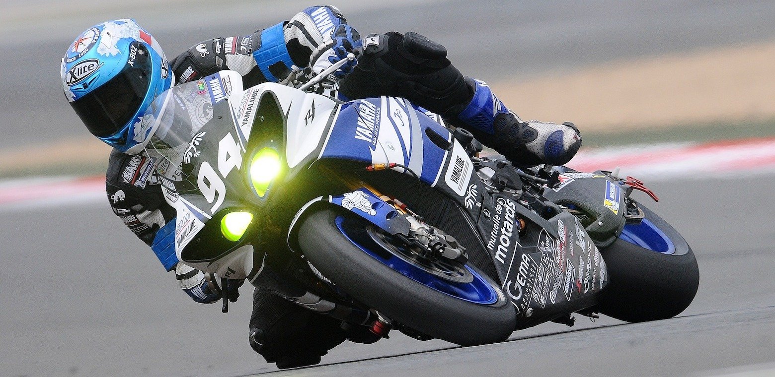 Choose the Right Size and Fit for Your Motorcycle Gear