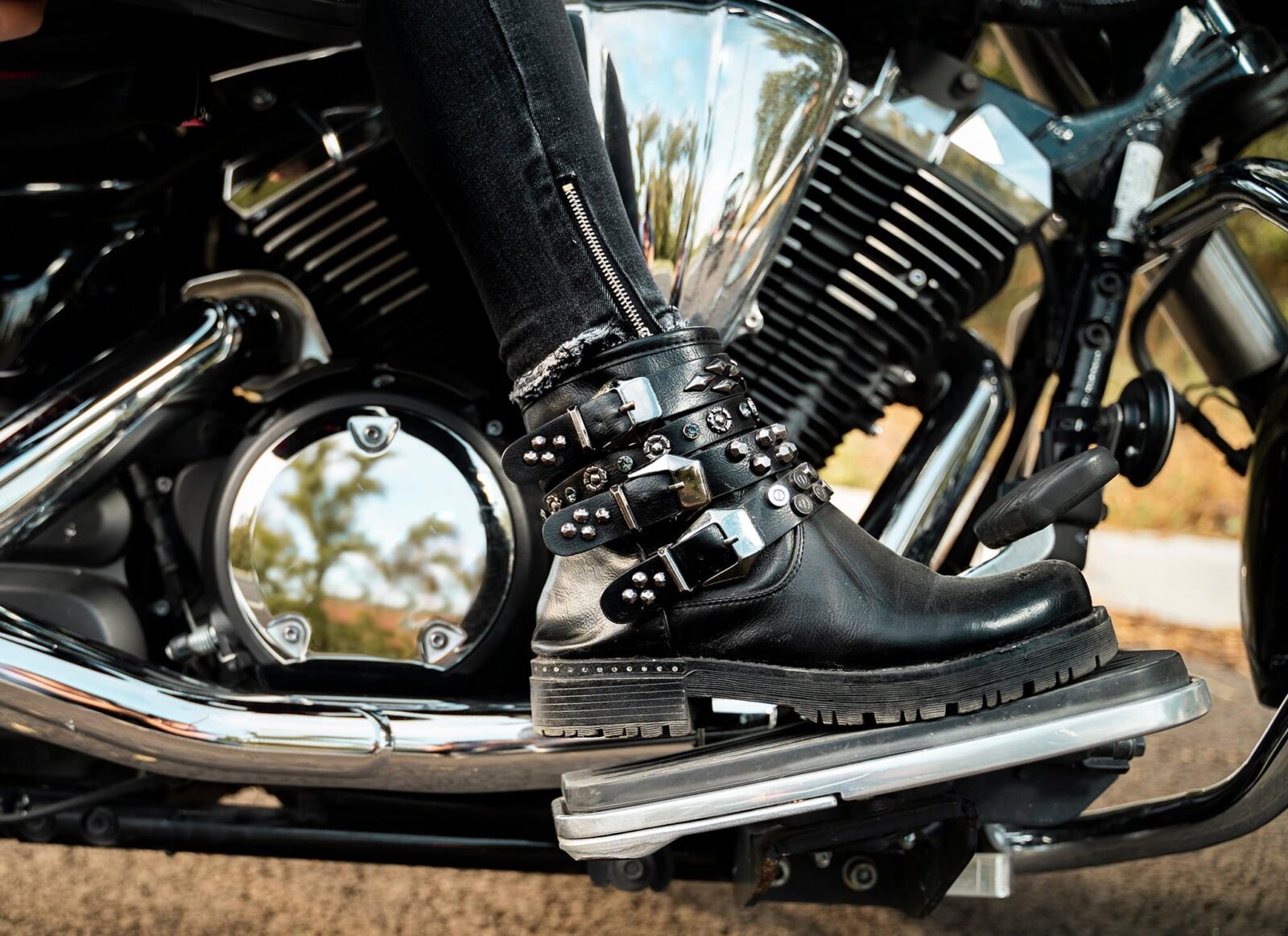 Women's Cruiser Boots