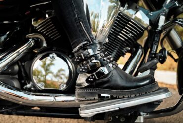 Women's Cruiser Boots