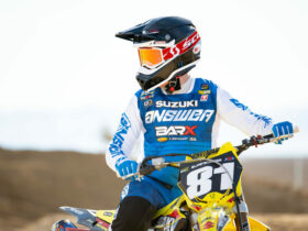 Answer Riding Gloves
