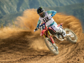 Fly-Racing-Dirt-Riding-Gloves