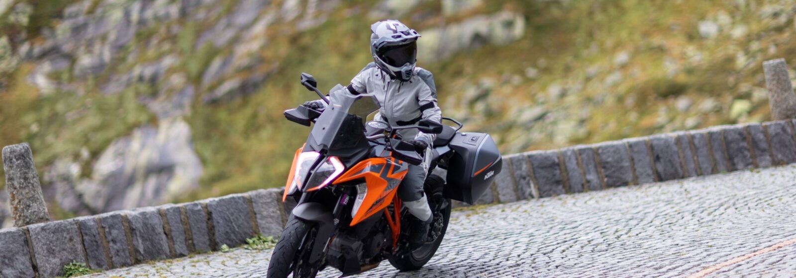 Klim Riding Gloves