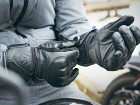 Reax Riding Gloves