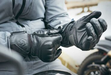 Reax Riding Gloves